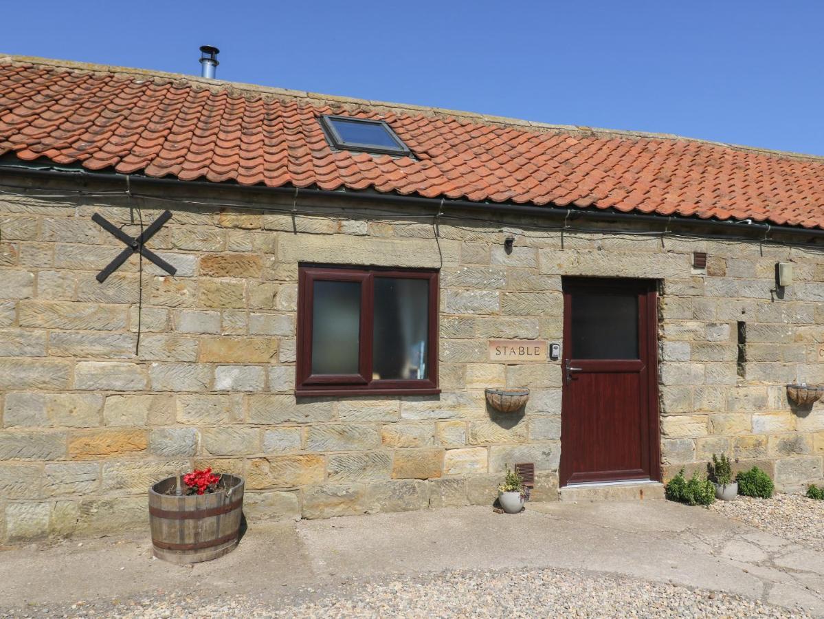 Stable Cottage Staintondale Dış mekan fotoğraf